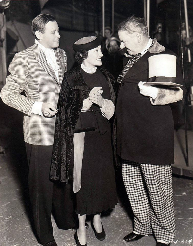 Bart Gloria WC on set of Poppy 1936.jpg